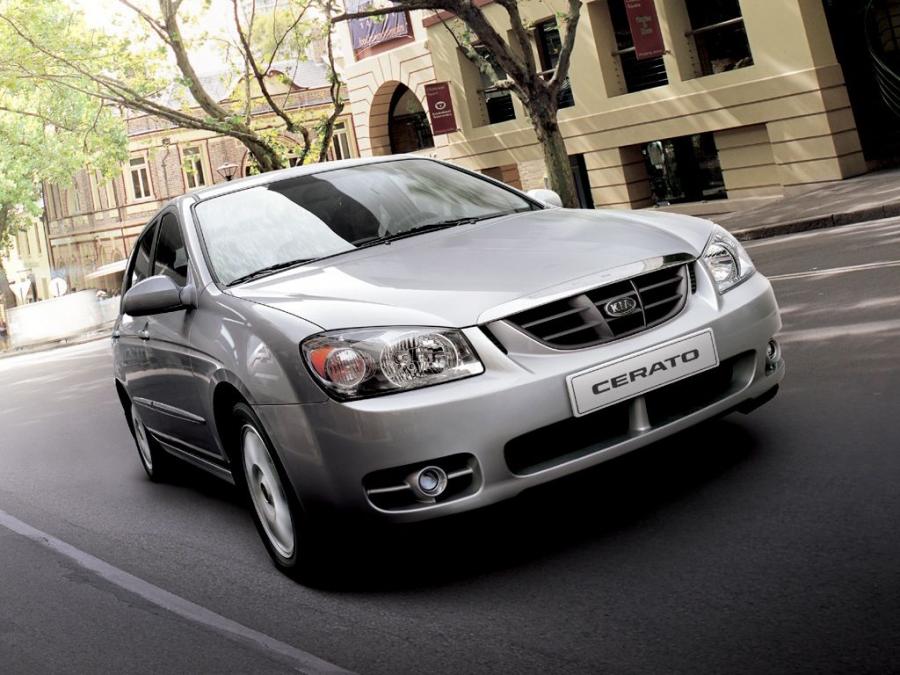  Kia Cerato Hatchback (LD) 2004 года  (WW) (фото 4 из 27)